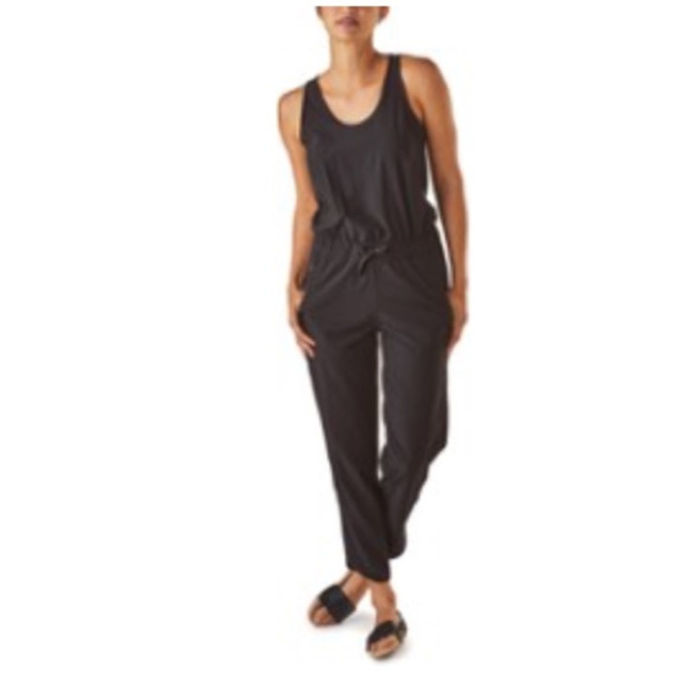 Patagonia women’s fleetwith romper size Zs